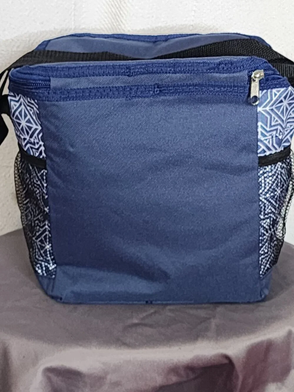 True Living Outdoors Blue White Triangle Pattern 12 Can Soft Side Carry Cooler